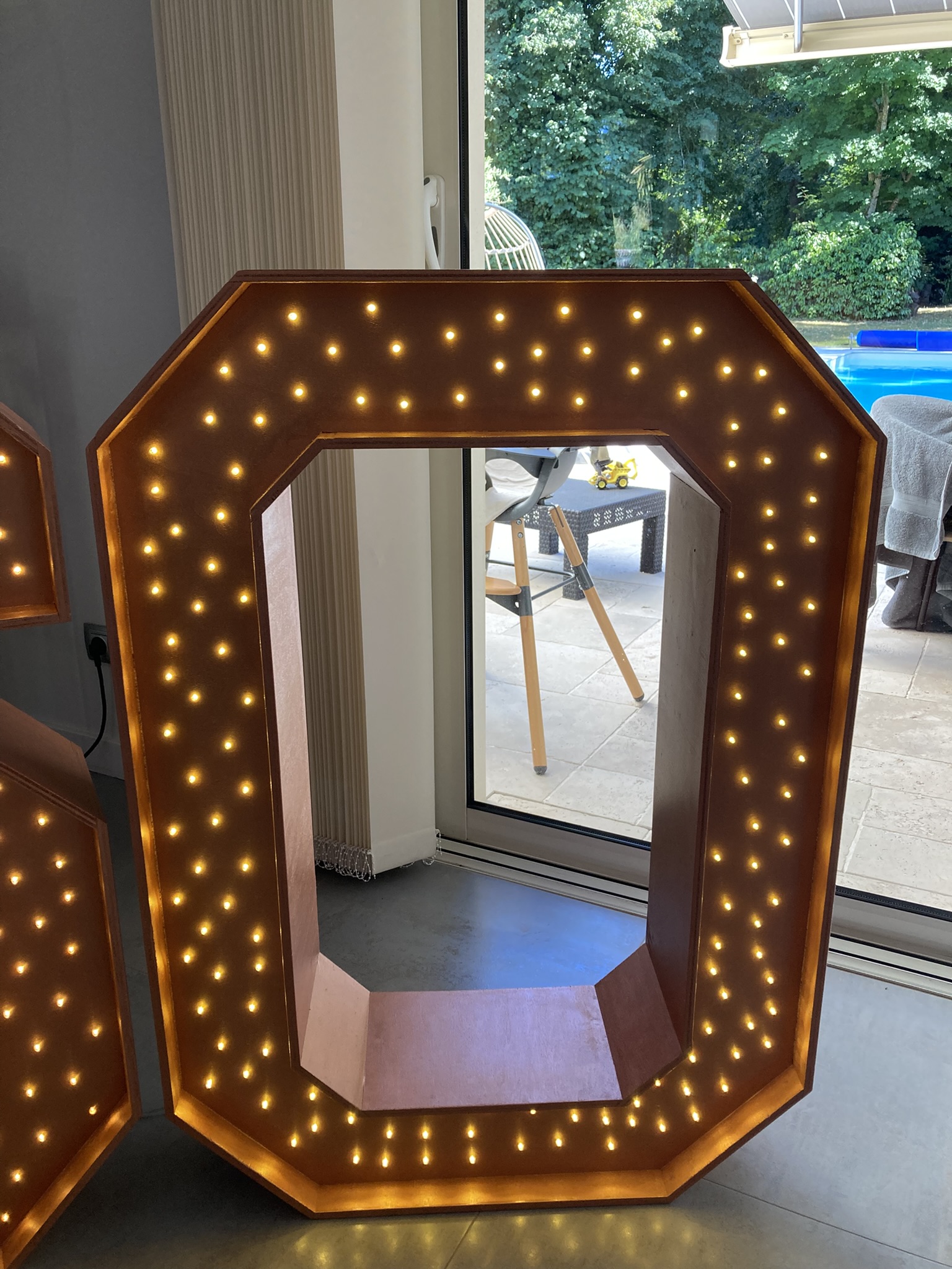 Location de chiffres géants lumineux pour anniversaire - Ma Jolie Fiesta