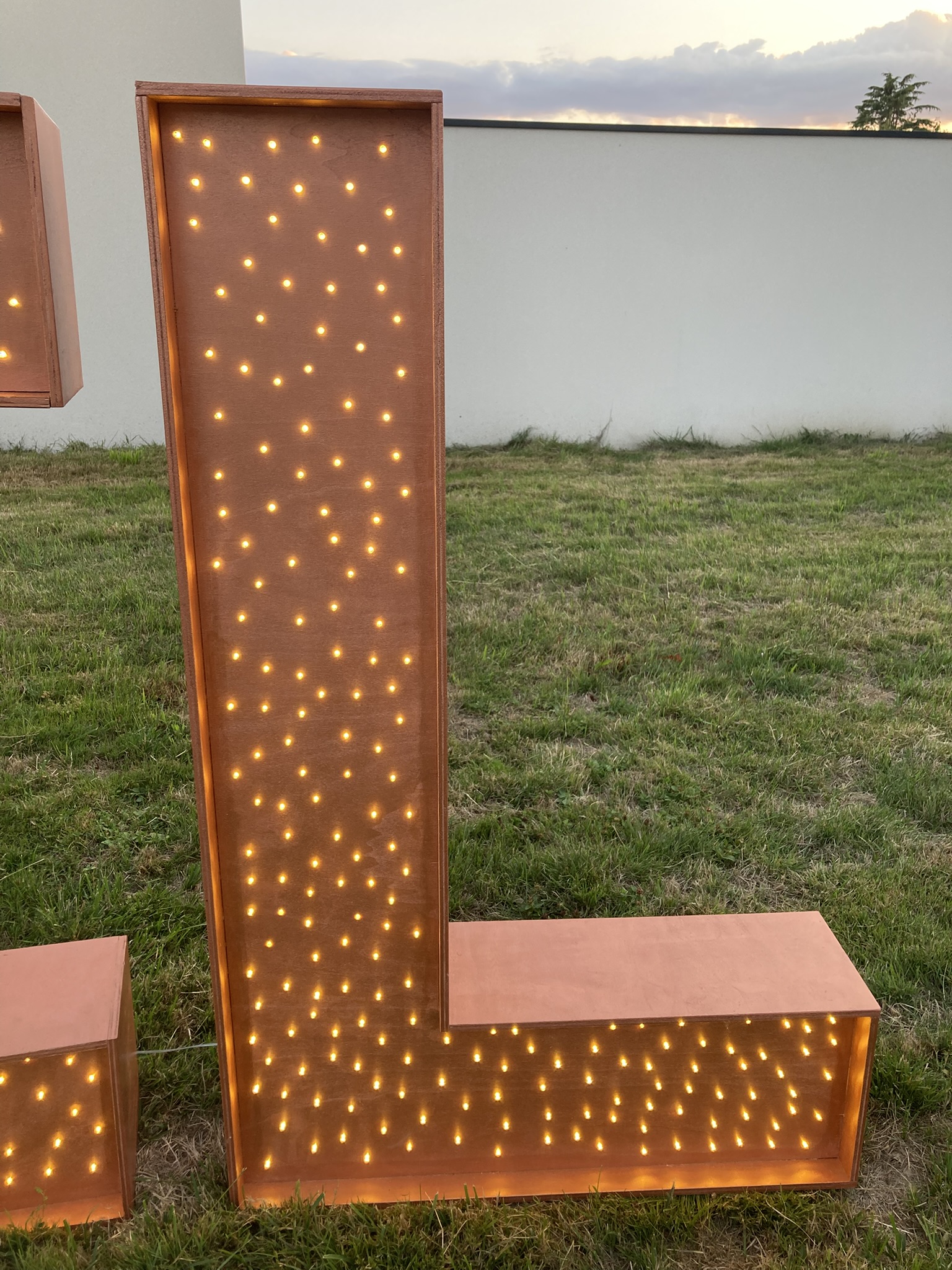 Location de lettres lumineuses géantes XXL pour mariage - Ma Jolie Fiesta