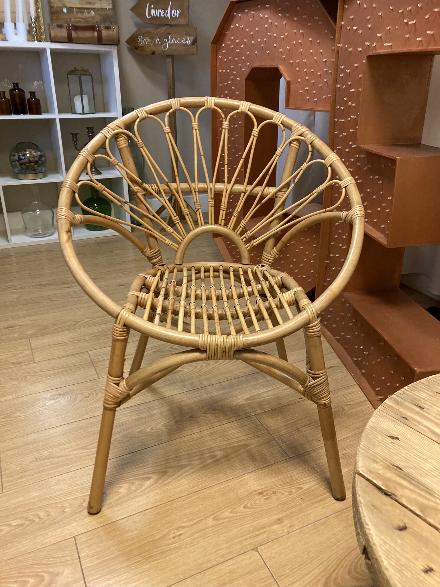 Location chaise en rotin pour mariage - Ma Jolie Fiesta