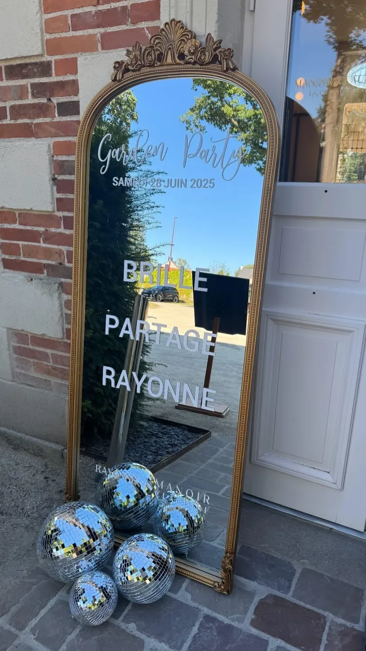 Location grand miroir doré pour panneau de bienvenue pour mariage - Ma Jolie Fiesta