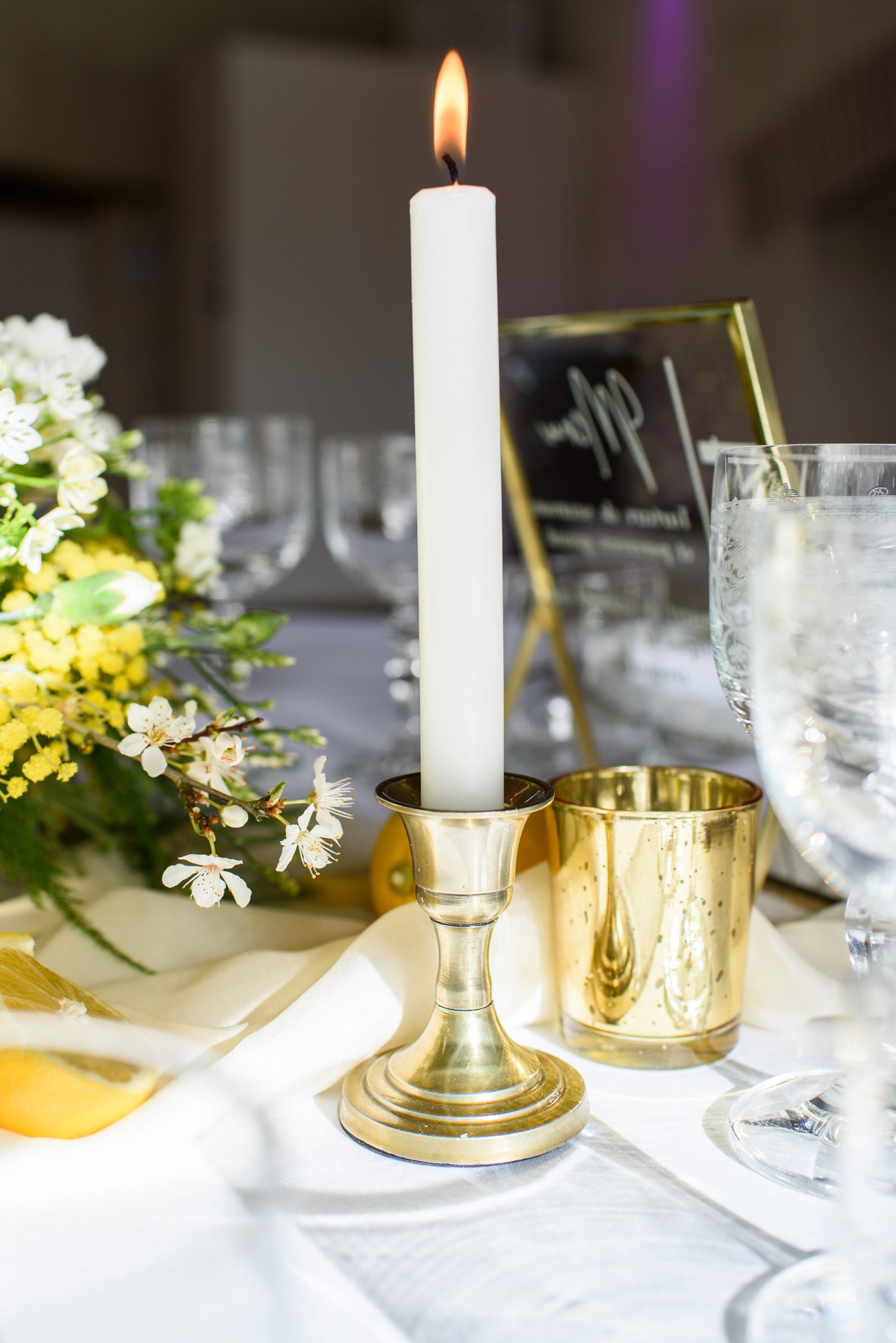 Location bougeoir doré pour mariage - Ma Jolie Fiesta