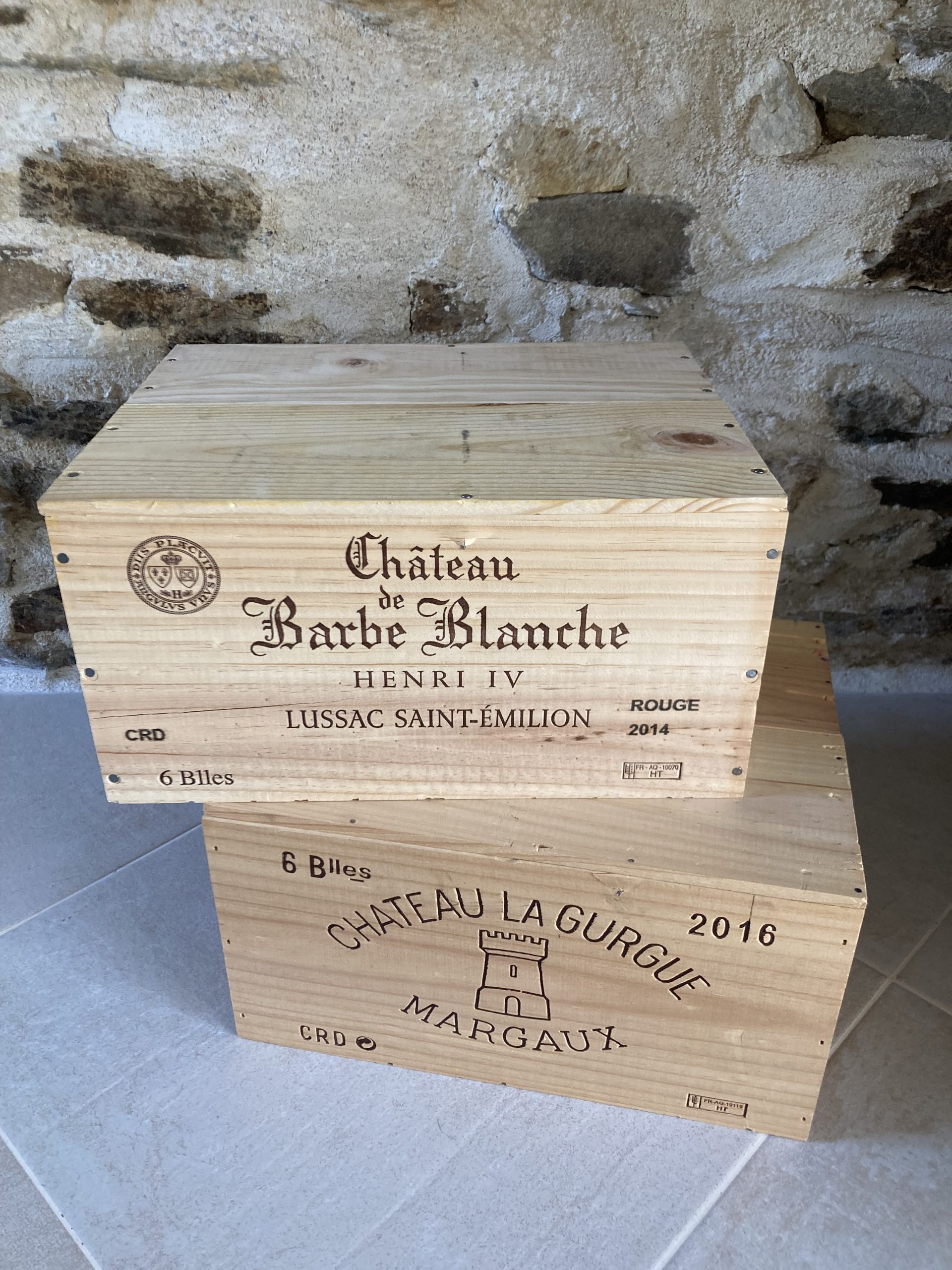 Location caisse à vin bois pour mariage - Ma Jolie Fiesta