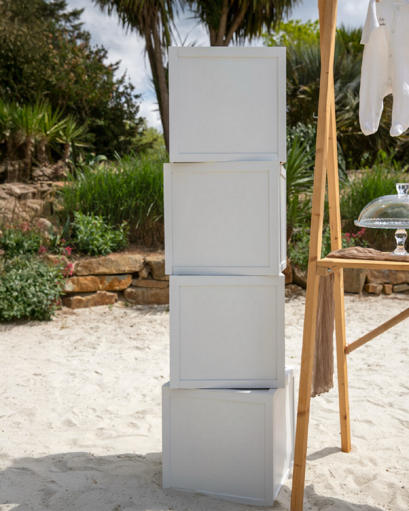 Location cube en bois blanc pour gender reveal - Ma Jolie Fiesta