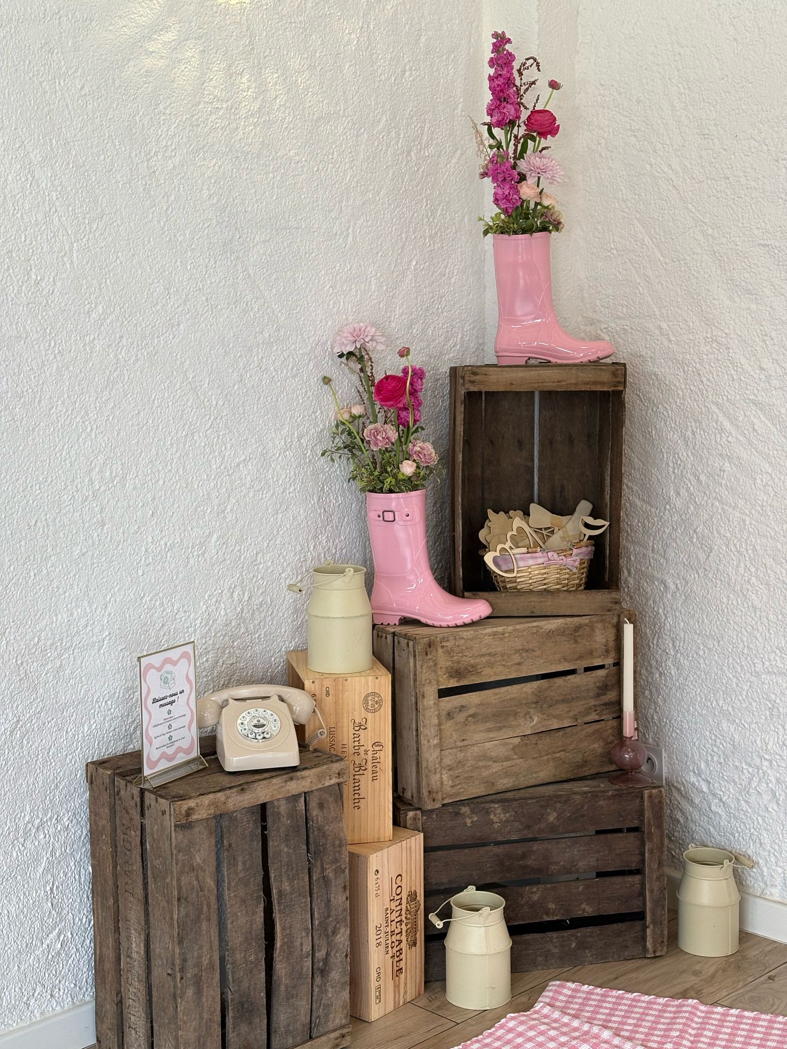 Location pot à lait beige pour mariage - Ma Jolie Fiesta