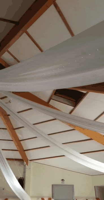 Location tenture tissus blanc plafond pour mariage - Ma Jolie Fiesta