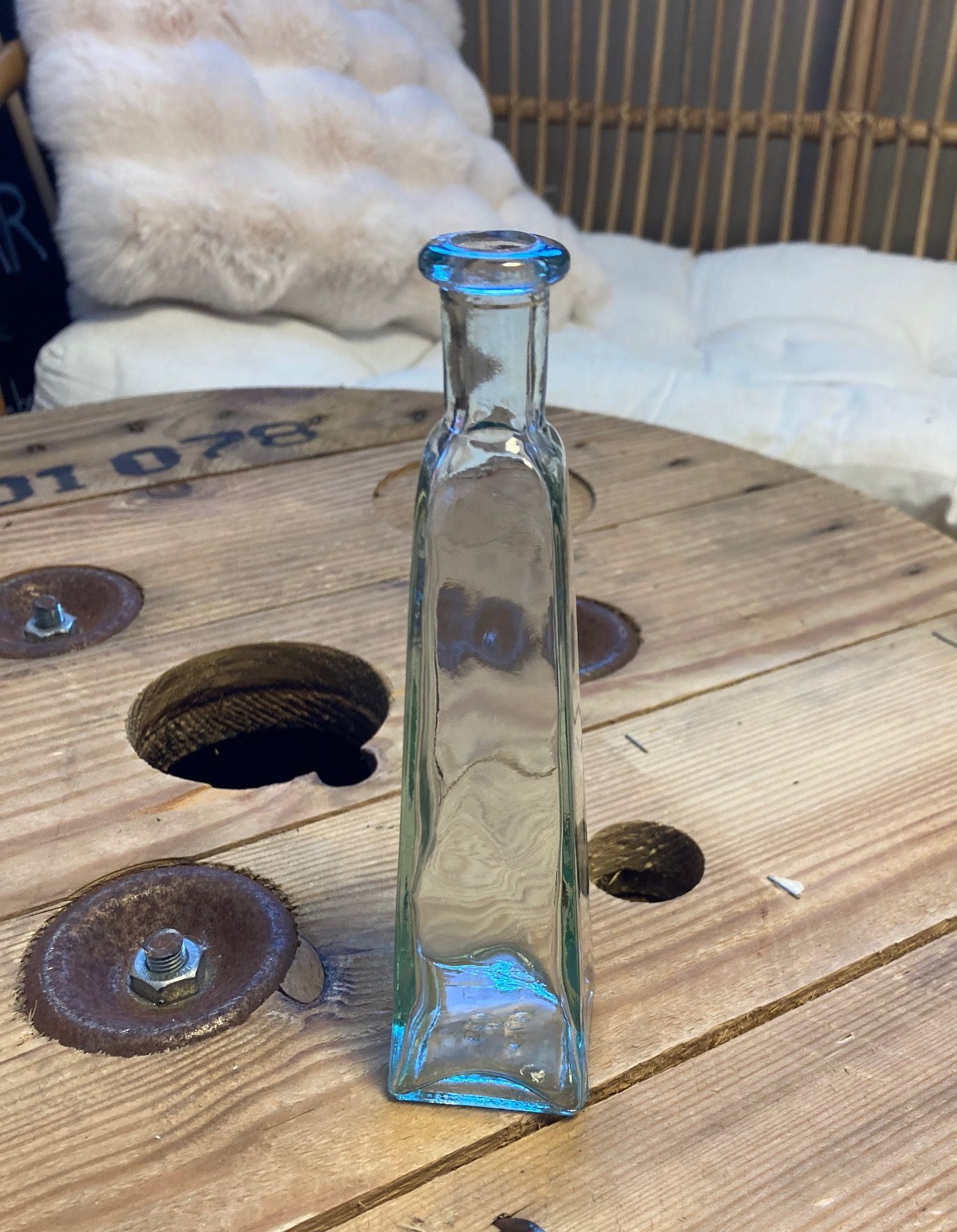 Location soliflore en verre transparent pour mariage - Ma Jolie Fiesta