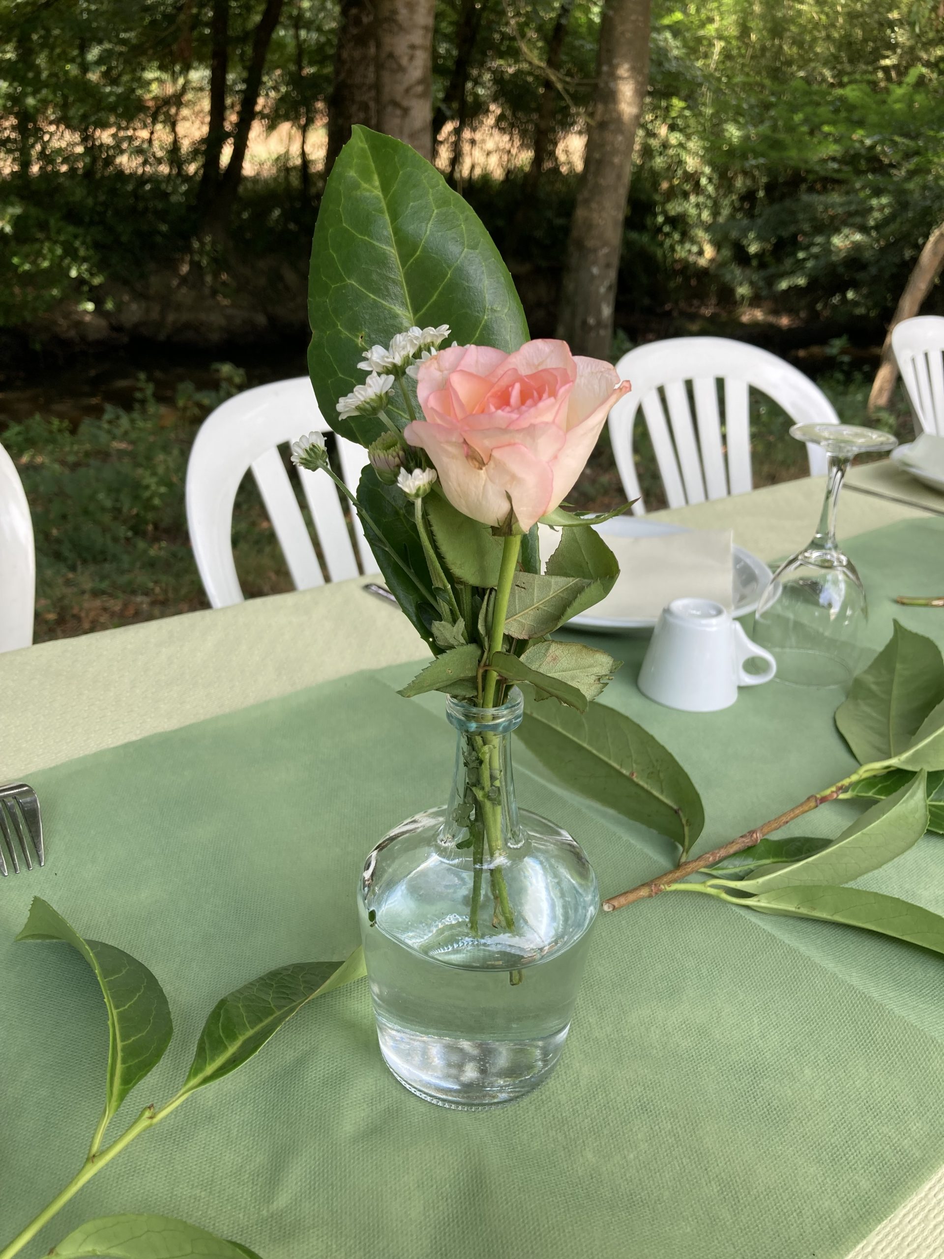 Location soliflore en verre transparent pour mariage - Ma Jolie Fiesta