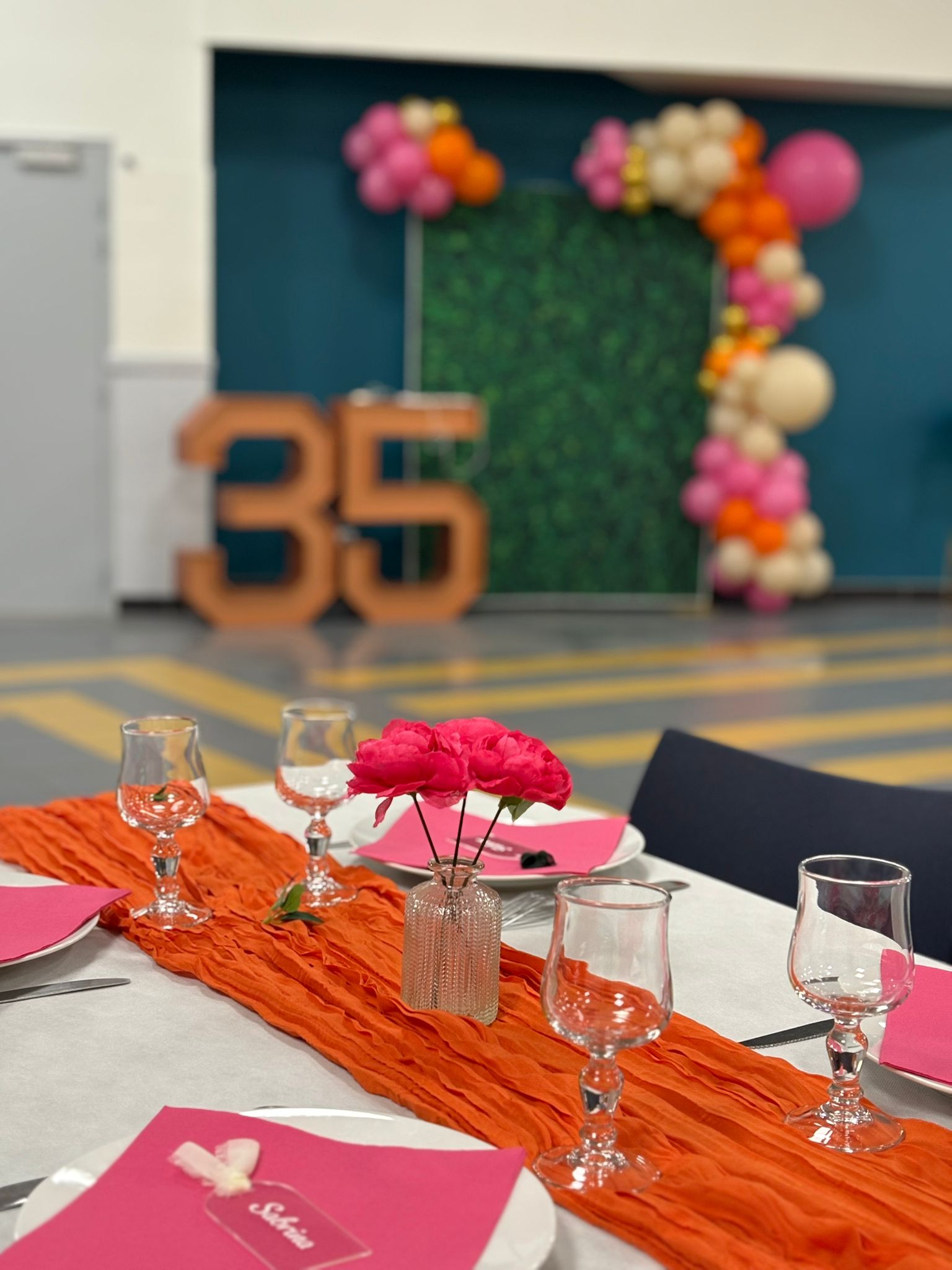 Location soliflore en verre transparent pour mariage - Ma Jolie Fiesta