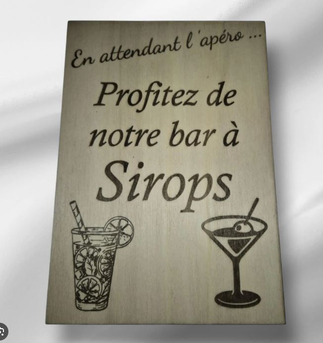 Location panneau en bois bar à sirops pour mariage - Ma Jolie Fiesta